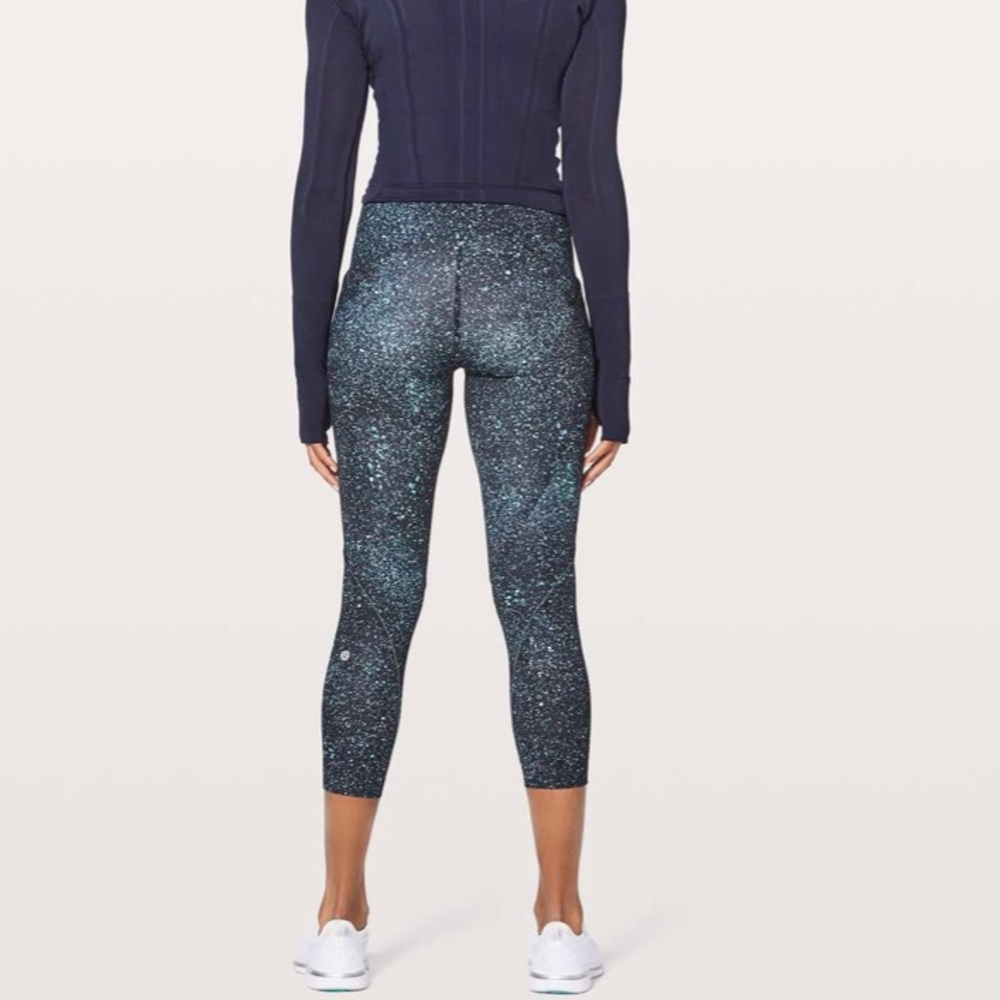 Lululemon Lead The Pack Crop Mineralize Multi - Picture 2 of 8